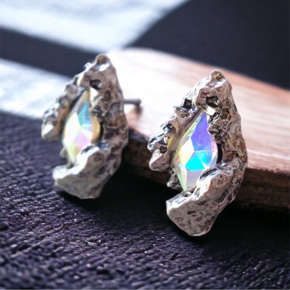 Crystal Stud Earrings Silver - Picture 13 of 16